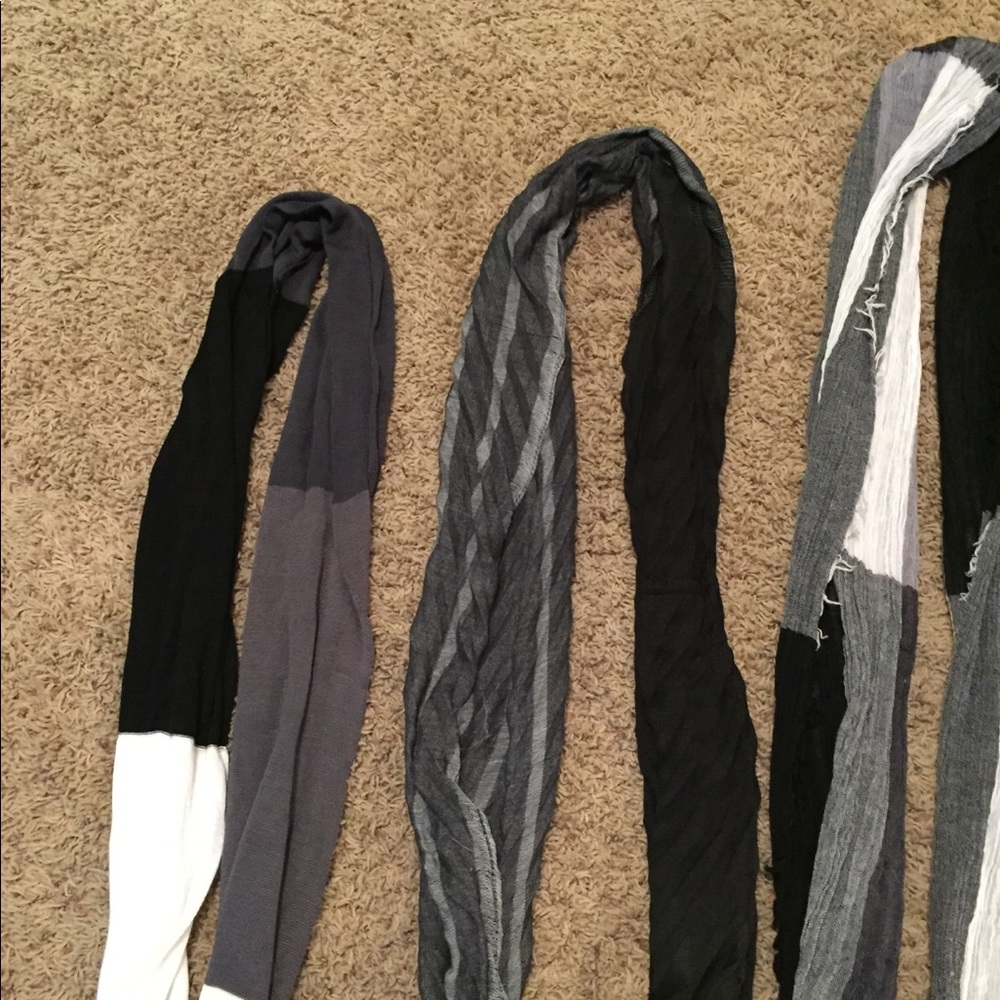 Scarves - Picture 4 of 4